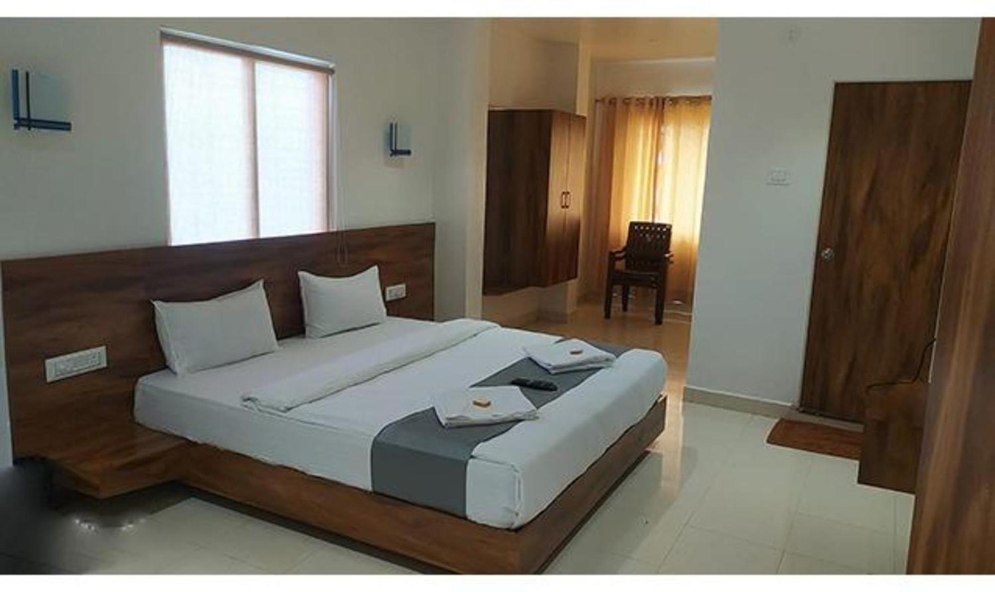 Fabhotel Omkar Pride Pune Exterior foto